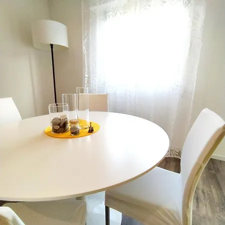 Apartment Casa Cristina “a Ragusa” *